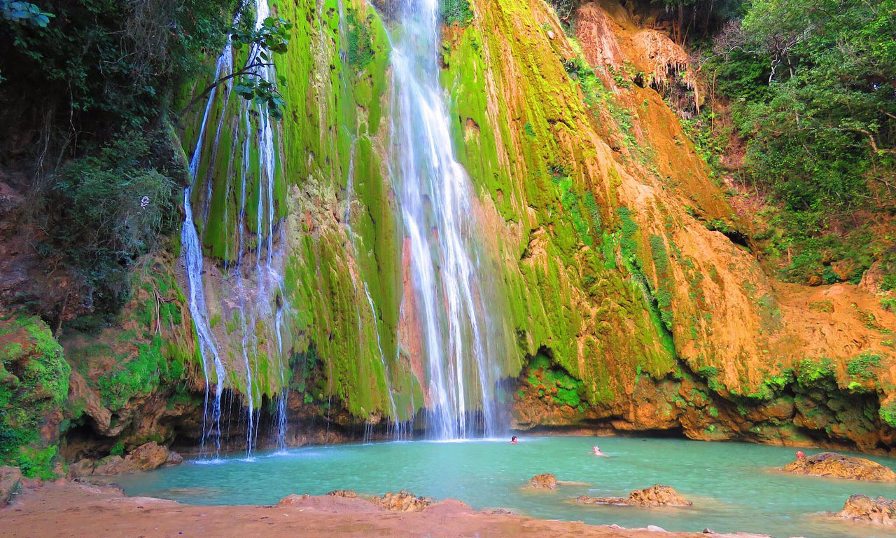 Dominican Republic - Samaná El Limon waterfall