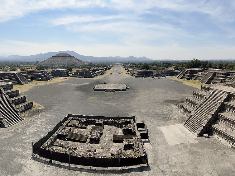 Mexico City - Teotihuacán - Basilica Of Our Lady of Guadalupe