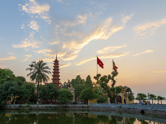 Walk around Hanoi